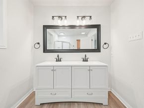 1022  Churchill Road , Fort Worth Texas 76114