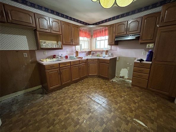 3435  Poinsettia Drive , Dallas Texas 75211