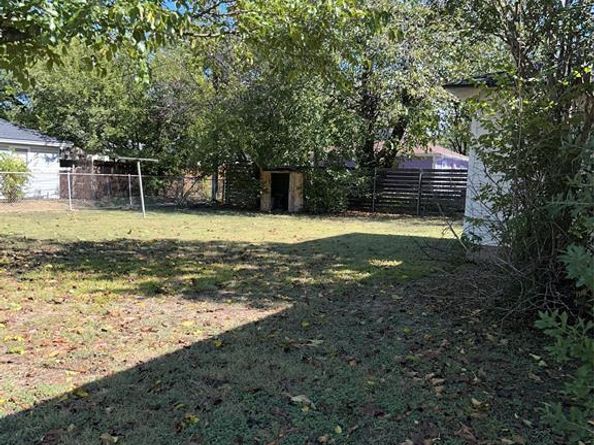 3435  Poinsettia Drive , Dallas Texas 75211