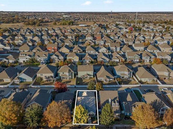 9105  Waterman Drive , Aubrey Texas 76227