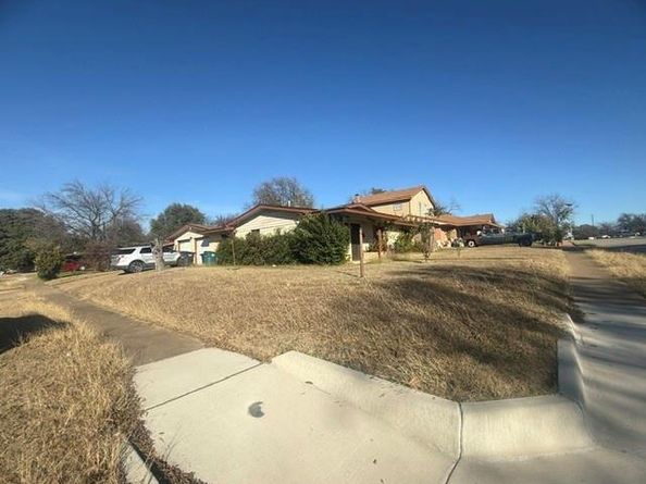 1101  Glasgow Road , Fort Worth Texas 76134