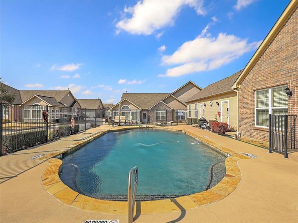 2601  Marsh Lane  124, Plano Texas 75093