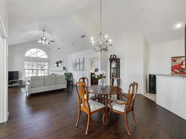 2601  Marsh Lane  124, Plano Texas 75093