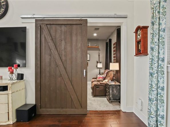 125  George Owens Road , Ponder Texas 76259