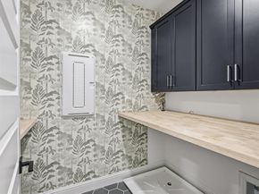 4413  Murphy Lane , Carrollton Texas 75010