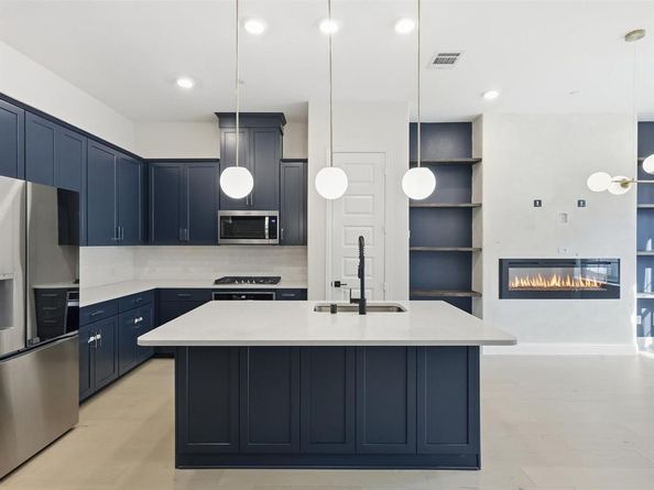 4413  Murphy Lane , Carrollton Texas 75010