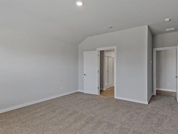 2520  GOLDFINCH Drive , Denton Texas 76205