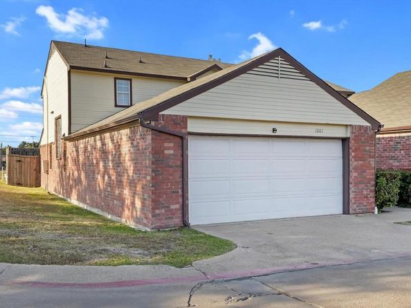 1001  Weston Drive , Garland Texas 75043