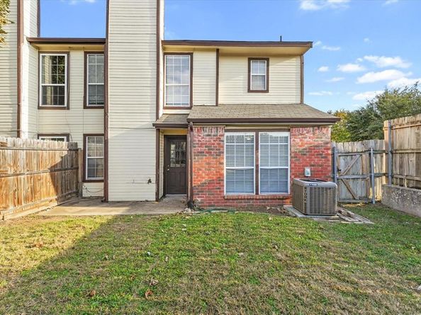 1001  Weston Drive , Garland Texas 75043