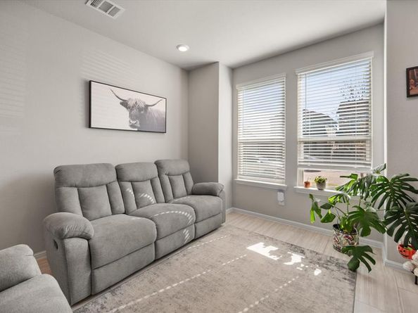 3133  Strawberry Farm Lane , Fort Worth Texas 76140