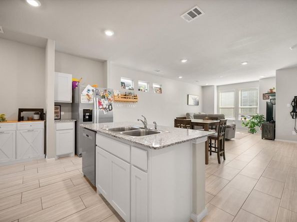 3133  Strawberry Farm Lane , Fort Worth Texas 76140