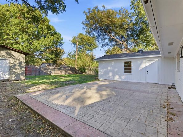 105  Tulip Drive , Garland Texas 75041