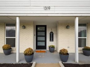 1319  Brazos Boulevard , Lewisville Texas 75077