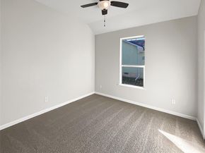 1211  Dacki Avenue , Dallas Texas 75211