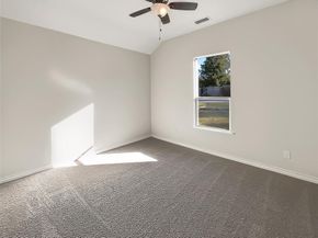 1211  Dacki Avenue , Dallas Texas 75211