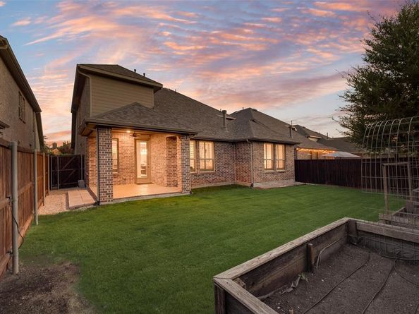 1508  Cherry Blossom Lane , Celina Texas 75078