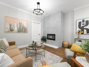 813  Elsbeth Street , Dallas Texas 75208