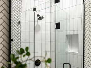 813  Elsbeth Street , Dallas Texas 75208