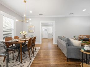 813  Elsbeth Street , Dallas Texas 75208