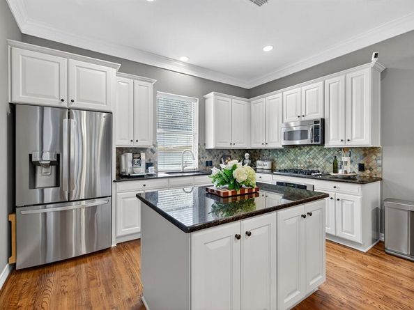 3704  Wycliff Avenue  2, Dallas Texas 75219