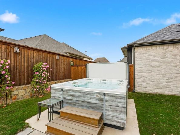 2430  Hawksbury Court , Celina Texas 75009