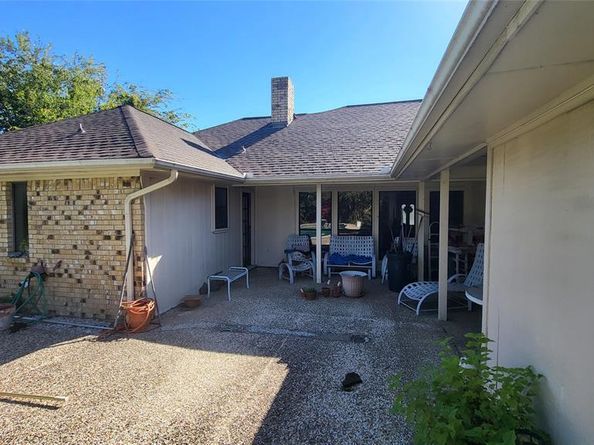 2229  Ridgewood  , Carrollton Texas 75006