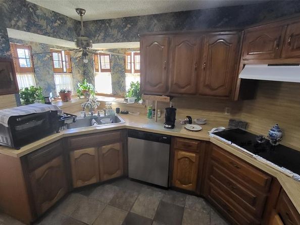 2229  Ridgewood  , Carrollton Texas 75006