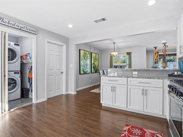 5717 S Wells Circle , Westworth Village Texas 76114