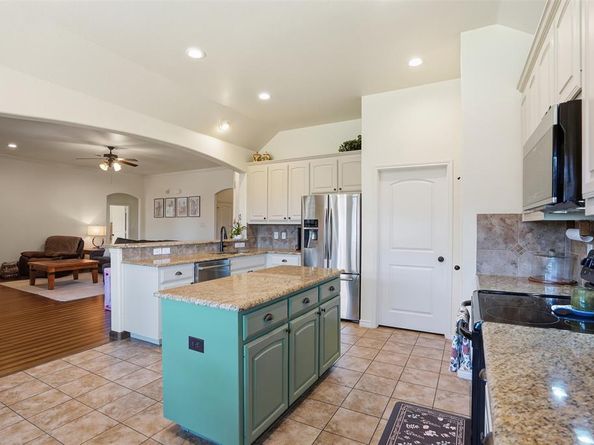 8900  Stone Top Drive , Fort Worth Texas 76179