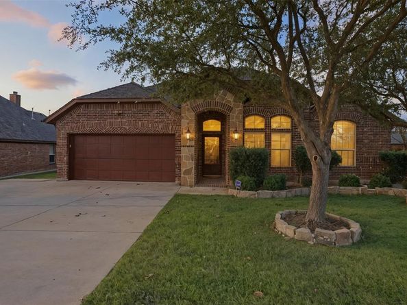 8900  Stone Top Drive , Fort Worth Texas 76179