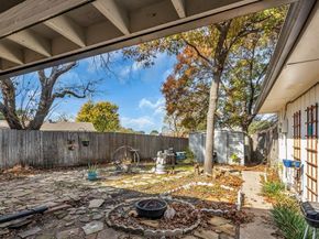 609  Kingsbridge Drive , Garland Texas 75040