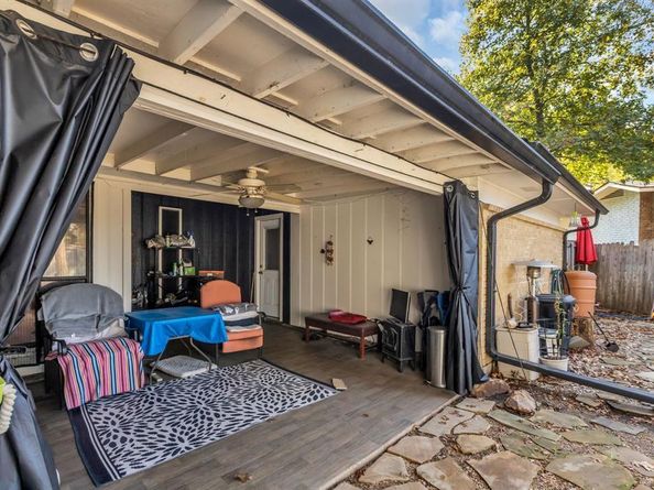 609  Kingsbridge Drive , Garland Texas 75040