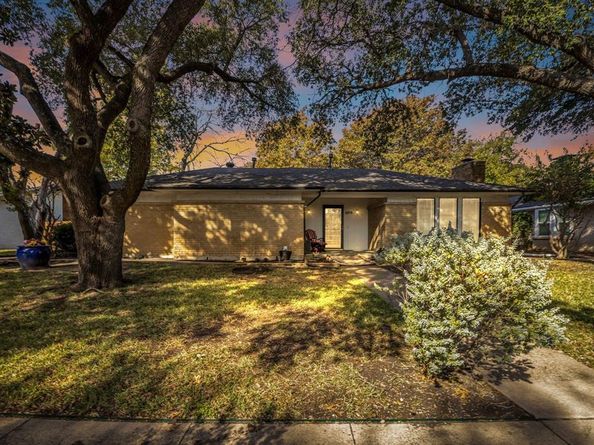 609  Kingsbridge Drive , Garland Texas 75040