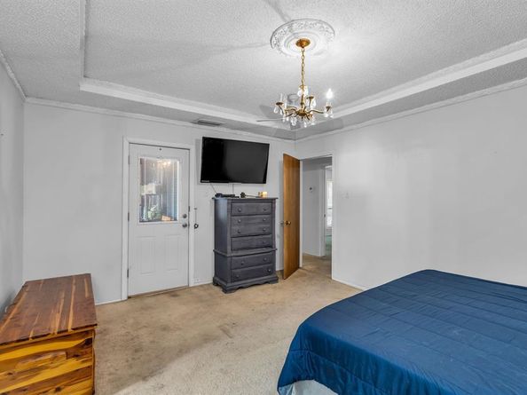 609  Kingsbridge Drive , Garland Texas 75040