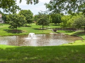 1009  Terrace View Drive , Fort Worth Texas 76108