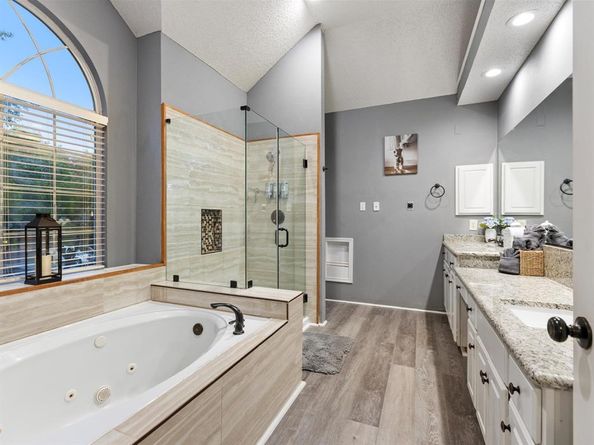 4501  Westbriar Lane , Grand Prairie Texas 75052