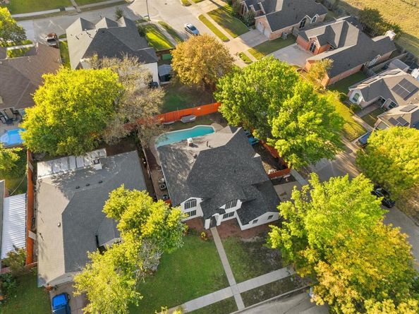 4501  Westbriar Lane , Grand Prairie Texas 75052