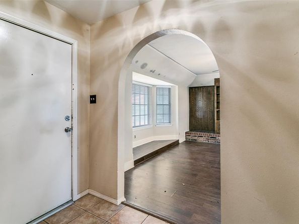 520  Baker Drive , Hurst Texas 76054