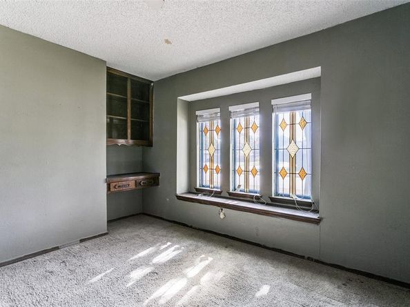 520  Baker Drive , Hurst Texas 76054