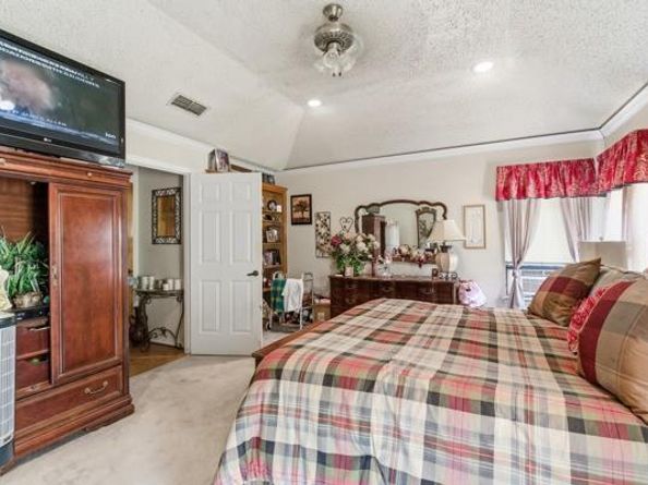 4109  Hackmore Loop , Irving Texas 75061