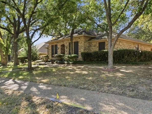 4109  Hackmore Loop , Irving Texas 75061