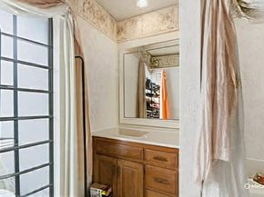 4109  Hackmore Loop , Irving Texas 75061