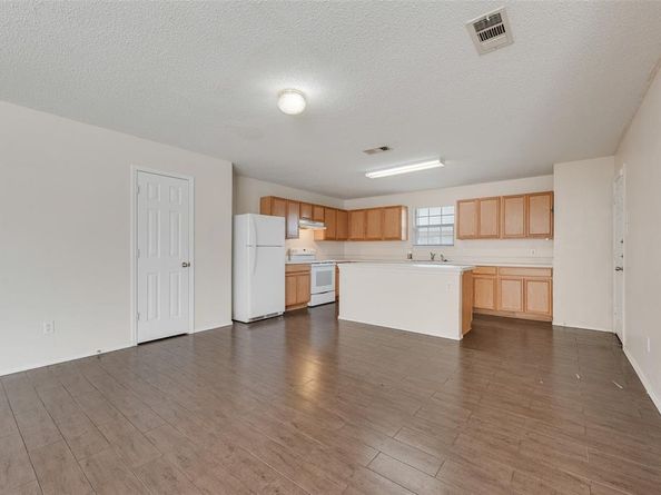 616  Jewelflower Drive , DeSoto Texas 75112