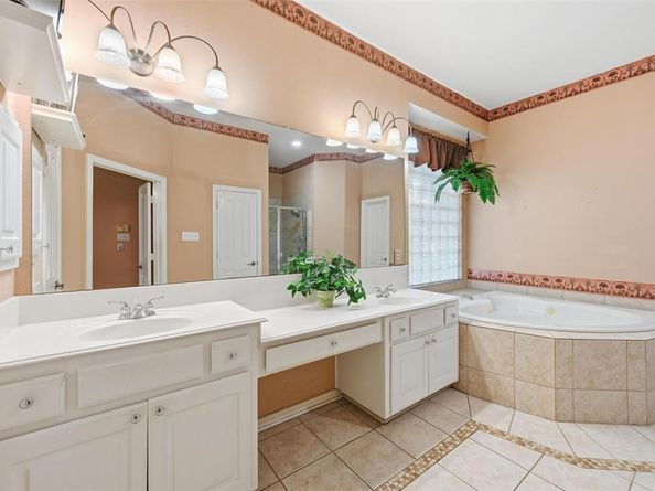 6796  Lakefront Drive , Grand Prairie Texas 75054