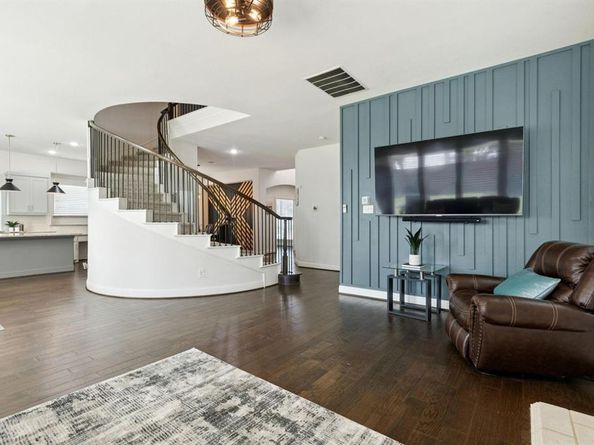 716  Nathanael Greene Court , Aubrey Texas 76227