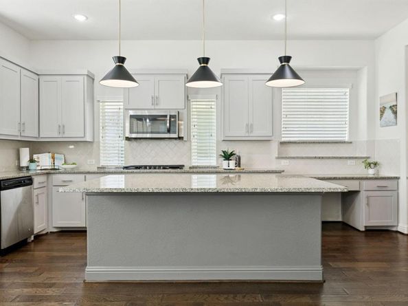 716  Nathanael Greene Court , Aubrey Texas 76227