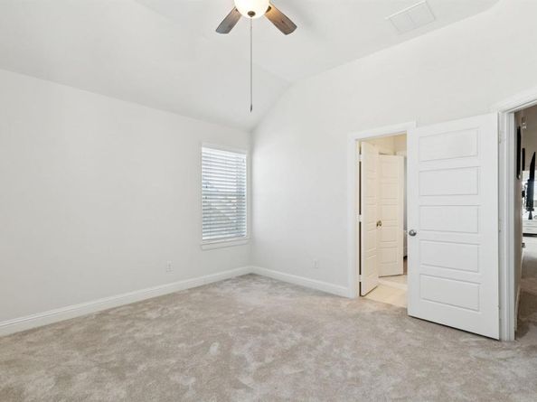 716  Nathanael Greene Court , Aubrey Texas 76227