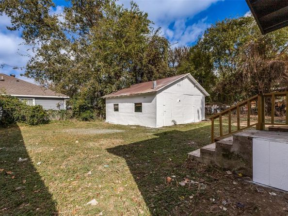 3239  Spring Avenue , Dallas Texas 75215