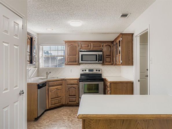 305  Bryan Place , Cedar Hill Texas 75104