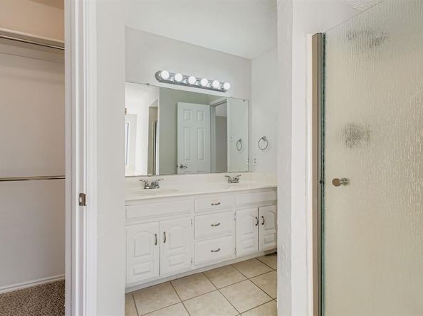 305  Bryan Place , Cedar Hill Texas 75104